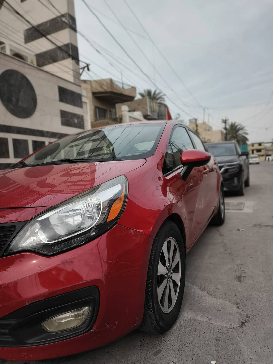 السلام عليكم كيا ريو موديل 2017 رقم بغداد انكليزي
ماشية 52 حقيقي
وارد امريكي امبدل بس بنيد اصلي
شاشة كامرة تحكم استيرن 
تخم تاير نضافة السيارة فول
عنوان بغداد الطالبية 
للستفسار ***********
السعر 110 وبيها مجال
