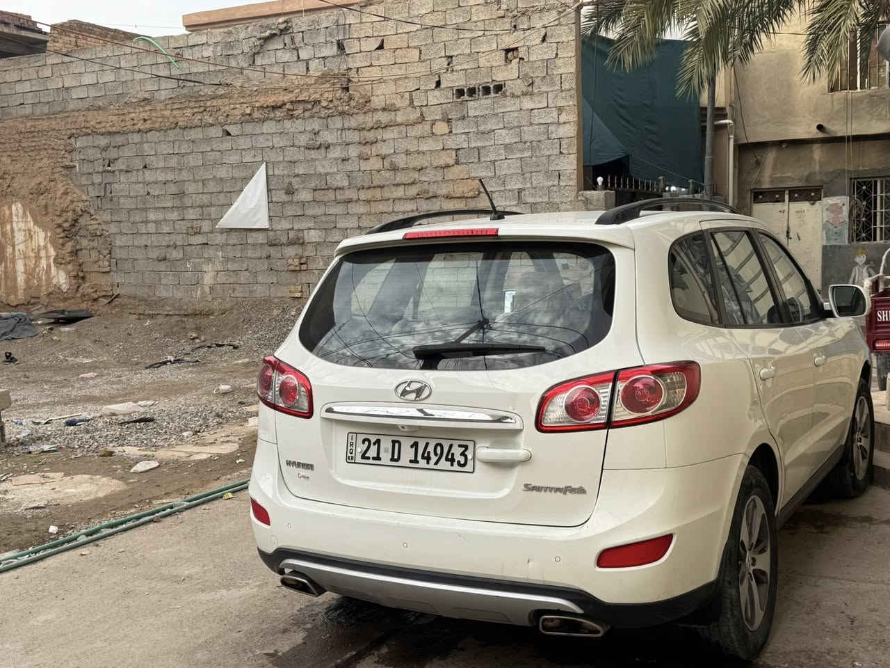 سنتافي2012خليجي 7راكب سقف السلايت  وكامره خلفيه محرك 4اربع سلندر ماشيه 190 الف كيلو متر رقم سليمانيه وسنويه جديده باسمي ثاني يوم تحويل مكان ديالى خانقين السعر 155    ***********
