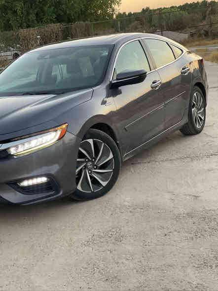 السلام عليكم 
هوندا انسايت تورينغ 2022 هايبرد
مكينه 1500 تنفس طبيعي 
السياره شرط بدون ايرباك
حادثها فقط جاملغ خلفي
رقم بغداد دولي +هزه+ سنويه باسمي
ماشية 122 الف
كير مكينه صدر شرط الفحص
فول مواصفاات + فتحه سقف
بصمه
كير دكم
هاند بريك دكمه
رادرات
حساسات
تشغيل عن بعد
بصمه ابواب
ترحيب
ثلاث انضمه قياده
تدفئه ب كشنات
تخم تايرات جديد تويو ياباني سبورت
سيستم اضائة داخلية 
بولش + نانو سيراميك
صور الحادث مرفق بلمنشور 
سعرها 145 وبيها مجال قليل 
للاستفسار :
***********
