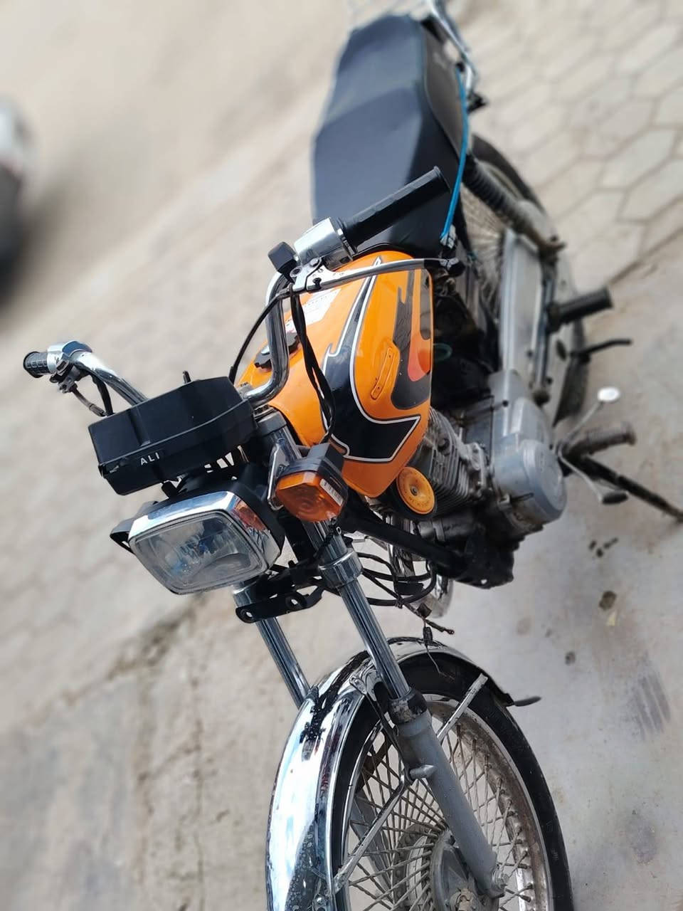 ارشه موديل ١٦ أوراق كامله يرادلها ترتيب قليل ب ٤٠٠ وبيها مجال قليل مكينه مفتوحه( صويره ) تفاصيل خاص


**إذا كنت صاحب هذا الإعلان وتريد حذفه لأي سبب، رجاءا أرسل رسالة إلى الدعم الفني**