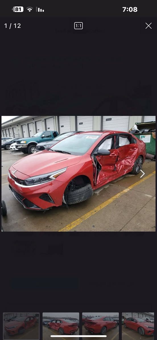 السلام عليكم للبيع فرتي موديل ٢٠٢٢ جي تي لاين فول لفول معروفه موصفات GT سبورت رياضيه  حادث بابتين فقط بدون دواخل ماشيه ٣٦ الف كلش جديده كير عادي ٦ نمر من غير البك مكان بابل رقم تلفون ***********
