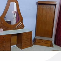 غرفة عراقية • نضيفه • للبيع