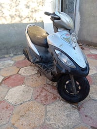 مرخصة الأدمن دراجه للبيع موديل2011... السعرخاص 07802303014