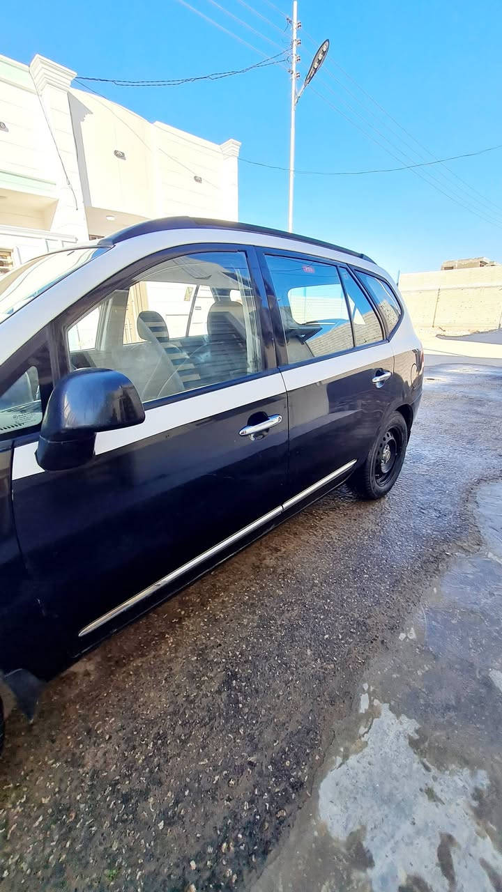 كيا روندو ٢٠٠٨ عائلية خدمية انطي ضمان بيعتها متوكفك بطريق ابد  مستعجل ع البيع لاجل البناء يشهد الله
رقم كركوك سنوية لل٢٨ تحويل شوكت ميعجبك اتخابرني بالخدمه ، اتحمل كافة الامور القانونية غرامات سرقه عيب شرعي 🎫 
مكينه بدايه بخار شرط انطي ضمان سنه متوكفك بطريق ولا تنقص دهن بسيط جدا كير مكفول تبريد تدفئة منضومه غاز بالضمان انسه الصرف جانت ه راكب سويتها ٥ تخم تايرات جدد منضومه تبريد جديده بالدشبول اي كلوب ممشتغل UBS  ومانع انحراف وانزلاق , السيارة كاملة اي نقص او عطل ماكو⛔️ ، فقط حاليا حداديه ٧٥ •/• كامرة وتحكم ستيرن ✅️
السيارة مواصفات يعني تدفئة تبريد بالكشنات ، كشافات بالدعاميه هوك سحب خلفي ضربتها جاملغ امامي ايمن وبنيد و مصبوغات وراجعات يعني السيارة ليبل واحد ☑️

السعر ٧٠ ورقة قفل لاتخابرني تكلي نزلي تره سعرها بلاش واتحمل كلشي اني شخصيا عنواني كربلاء مجمع العباس ***********
