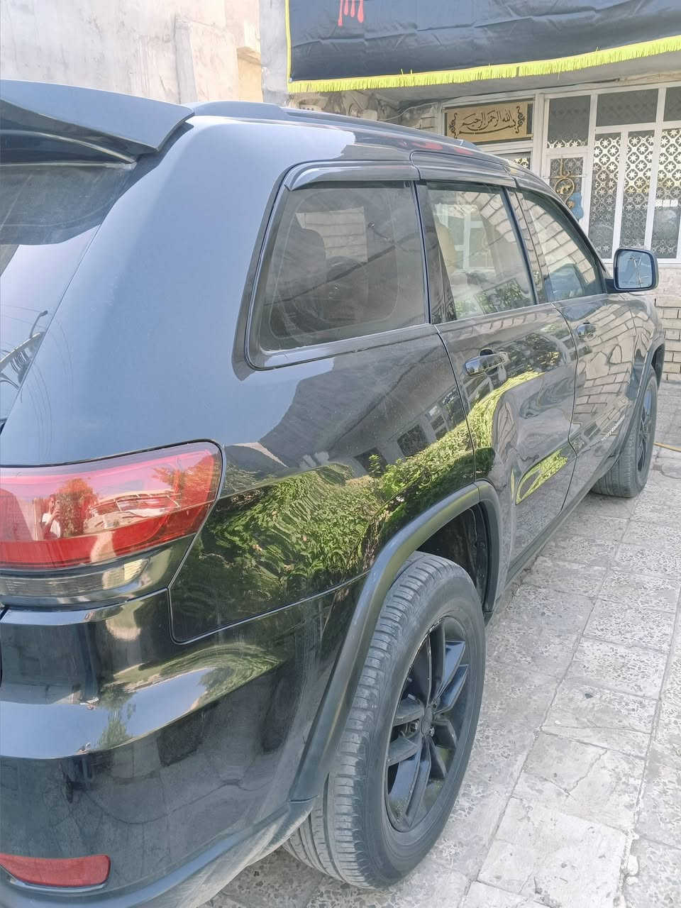 جيب لاريدوا 16
حادث جاملغ وبنيد باقي كفاله 
عليهه بساتم 14 بانزين عادي بدون دوانز 
حداديه جديده 
تخم تاير جديد 
ادامه كامله منظومه البانزين 
شاشه حجم كبير كار بلي 
شفتات 
السعر 170 وبيهه مجال 
***********
