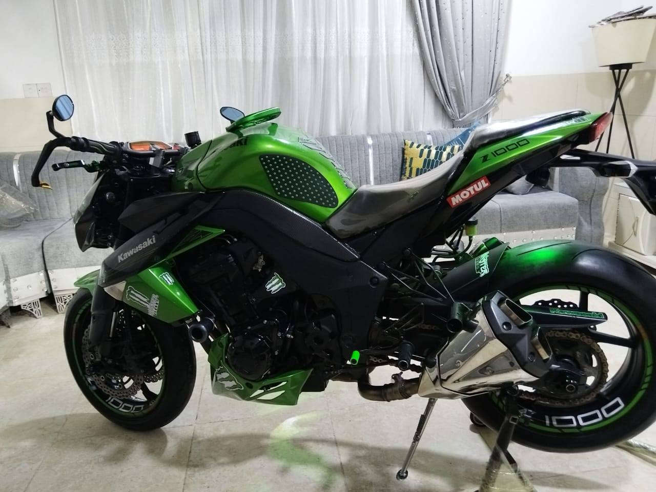 سلام عليكم شباب بطح كاوسكي z1000 مويدل 2013 ماشيه 22 الف رقم سنويه بغداد للبيع سعر 60 وبيه مجال عنوان سليمانيه رقم ***********
