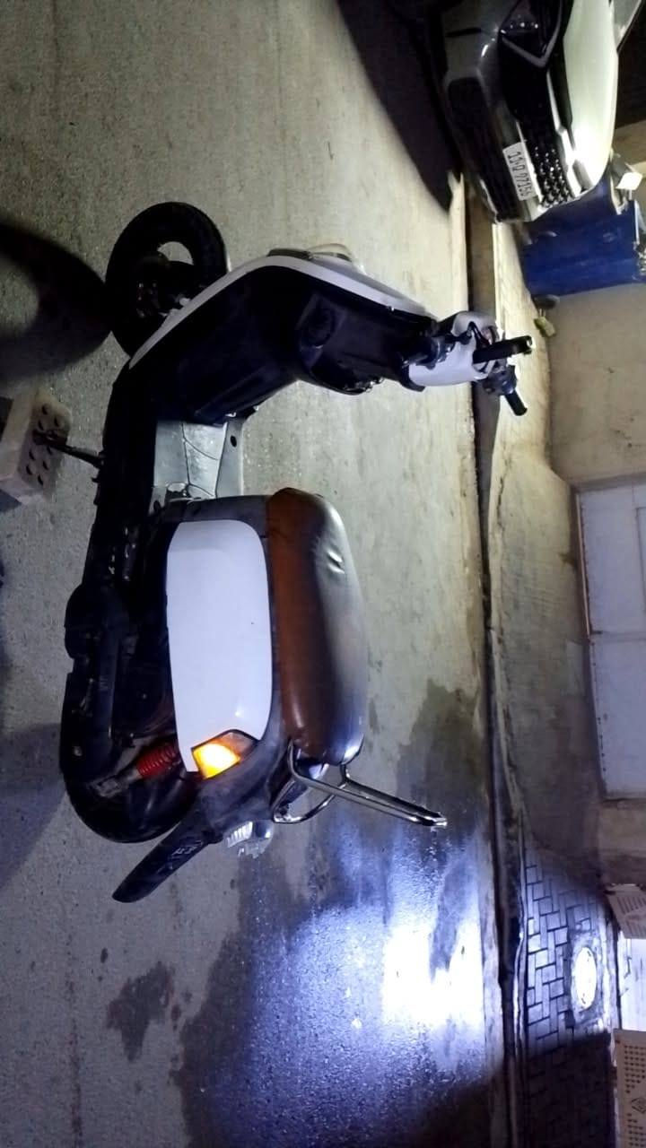 سلام عليكم دراجه البيع كلجات جديده شلعه و معدل دراجه نضيفه كهربائيات كله شغاله سلف شغال المحرك نضيف دراجه عوزه بس جاملغ السعر 450العنوان العبيدي بل سفير هاذ الرقمي ***********
