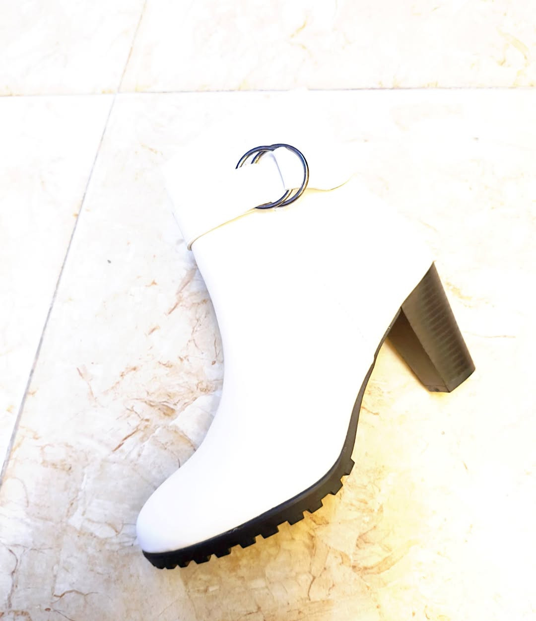 تخفيضات  تخفيضات  تخفيضات

ب10 الاف فقط اكرر ب10 الاف فقط

للحجز ادخل الصفحة خاصة يوجد خدمة توصيل


**إذا كنت صاحب هذا الإعلان وتريد حذفه لأي سبب، رجاءا أرسل رسالة إلى الدعم الفني**