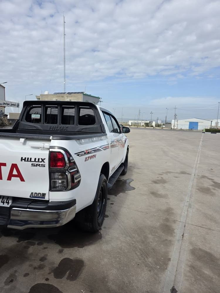 toyota hilux 
مۆدیل 2020 هیچی نیە جگە لەو دوو پەڵەی لە رسمەکە دیاریم کردووە شەریکەی جیهانە رەقەموو سەنەویو هەزەو هەموو شتێکی نوێیە و هەموو گیانی بەشەرت هیچ مەسرەفێکی تیا نیە نرخی 27500$ و مەجالی تیایە أربيل, العراق


**إذا كنت صاحب هذا الإعلان وتريد حذفه لأي سبب، رجاءا أرسل رسالة إلى الدعم الفني**