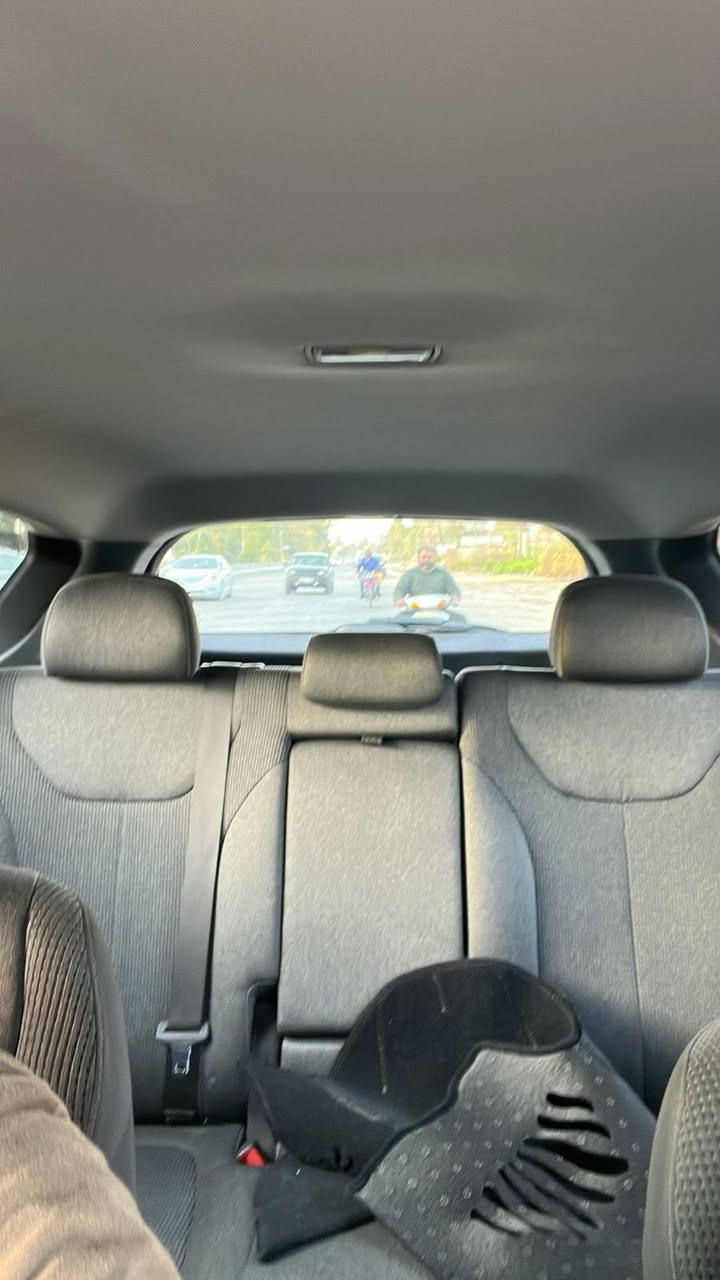 السلام عليكم سنتافي 2019 للبيع السياره جديده بمعنى الكلمه 

السياره حادثها  مال امريكا بس قبق الجنطه الباقي كله مكفول كفاله عامه 

مكينه 4 سلندر السياره بجم كبسسس 

السيارع ماشيه 69 الف ميل
 السياره خير من الله ونظيفه مال بيت 

السعر 173 وبيها مجال بيع سريع وهاي كلشي مصور كدامكم

***********
