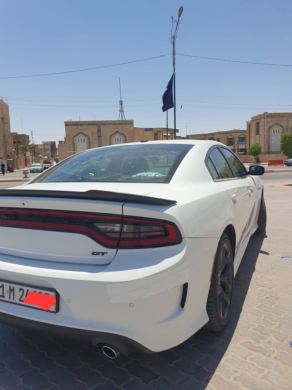 السلام عليكم
جارجر 2023 لاست كول بلاك توب خليجي ضمان وكالة (هارلم).
- فول مواصفات GT بلص رادار أمامي كشنات تدفئة تبريد كنتارة وجلد سلايد  محرك 3600 
- ماشية ١٩ ألف فقط شرط بعدها بتاير الشركة
- كفالة عامة حتى الدعاميات عدا بارد جدآ قليل باب السايق
عدتها وغراضها كلها موجودة ما مستخدمه 
- السيارة سنوية بأسمي شخصيا بيها هزة جديدة 2026 مداور بنص ساعة 
- السعر : 338 بيها مجال 
- الاستفسار: ***********
