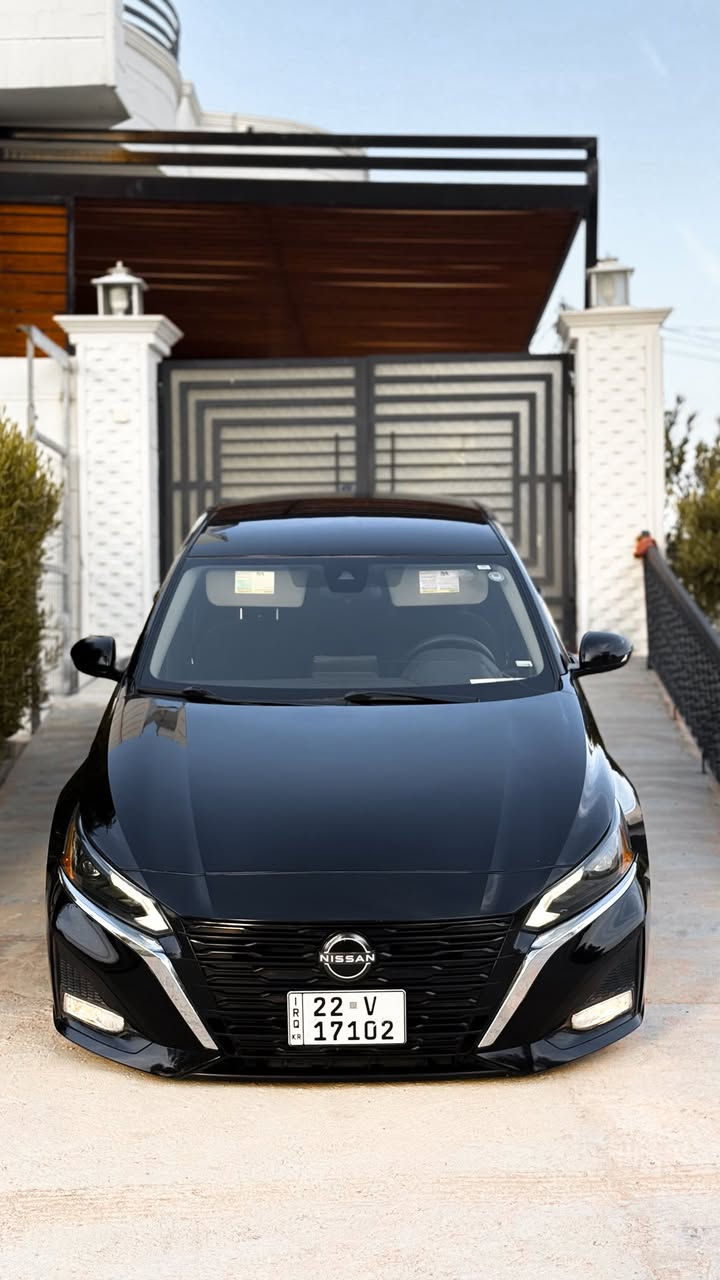 التيما  2023  SV
ماشية  35  الف
مرقمة اربيل هزة وسنوية جديدة 2031
جداً نظيفة السيارة وبدون نقص

• رادار امامي( تثبيت مسار مع مانع تصادم )
• رادار جانبي ( نقطة عمياء )
•رادار خلفي
• تشغيل عن بعد 
•كشن كهرباء
• بصمة مع بصمة ابواب 
• شاشة أبل كار بلي واندرويد اوتو 
• حساسات خلفية وقوف ذاتي
• كاميرا دوارة
• ويل كب

السيارة حادثهه بابين مبدلات بلاد بدون صبغ
 بجم وخلف كبس 

مكان السيارة ديالى / خانقين 
السعر  ١٦٢ وبي مجال 
***********
