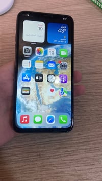 ايفون 11 برو ماكس • ٦٤ • شاشه وبطاريه جديده