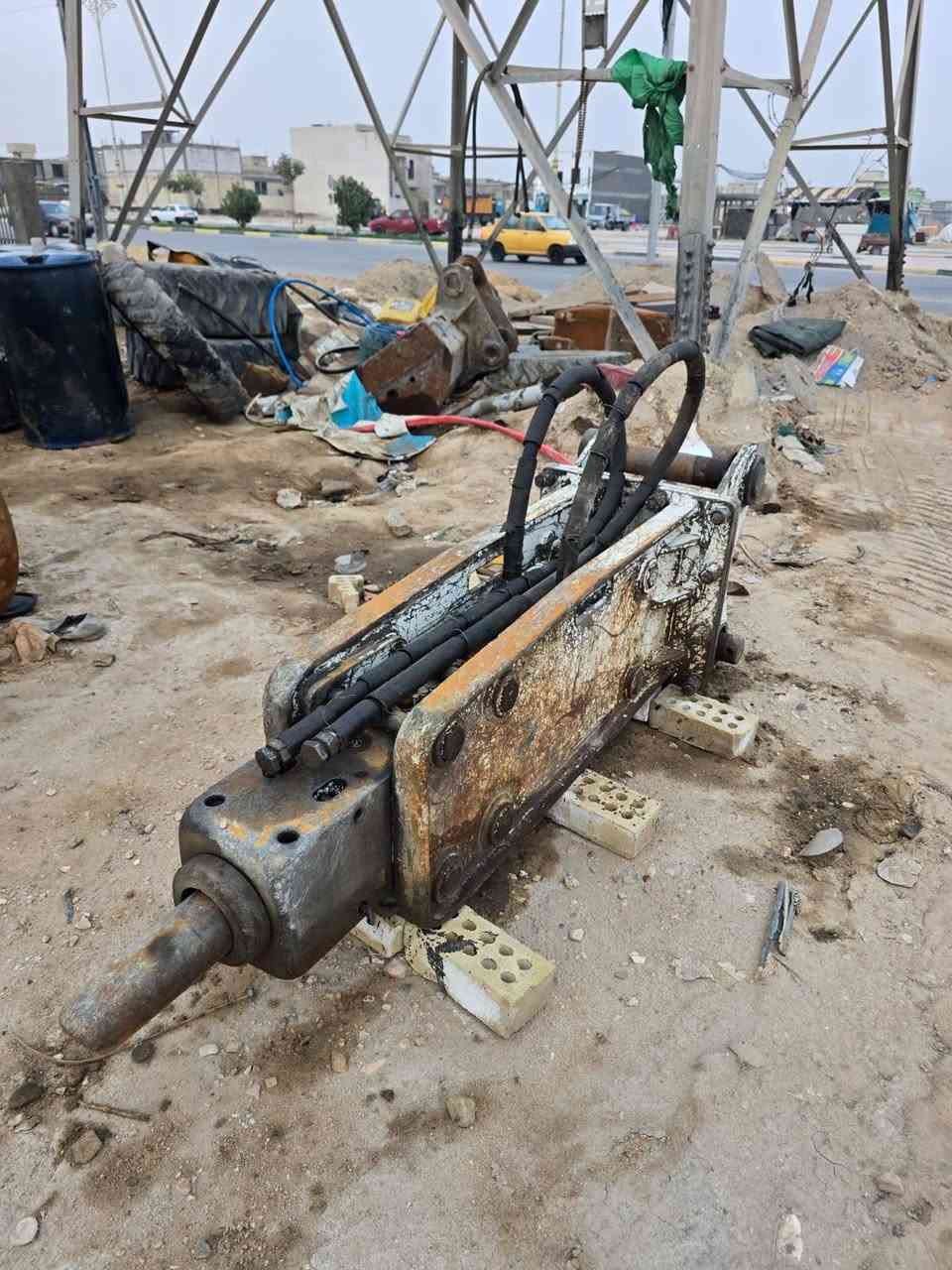 نقار حفاره للبيع جديد تصال ***********
