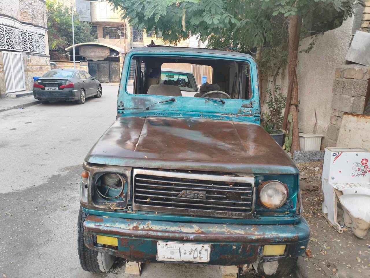 السلام عليكم سياره اسيا ياباني محرك ونجي 6سلندر دبل اكسل
سياره اكفلك سرقه و  عشائريه السياره شوفت عينك مكانه بغداد الشعب الاتصال على الرقم *********** سعره 15ورقه وبيه مجال
