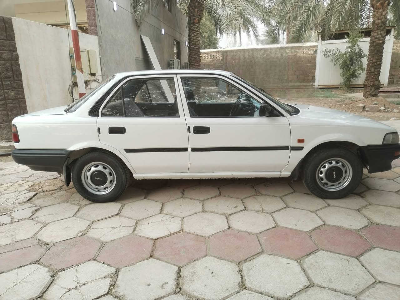 للبيع
النوع: تويوتا كورولا.
الموديل: 1990
​الحالة: نظيفة جداً، محرك وگير بحالة ممتازة.
​الداخلية: غرفة نظيفة (كما موضح بالصور).
​التفاصيل: السيارة اقتصادية بالصرف
​السعر: [40 ورقة وبيها مجال]
المكان : بغداد
​للتواصل: [***********-***********].
