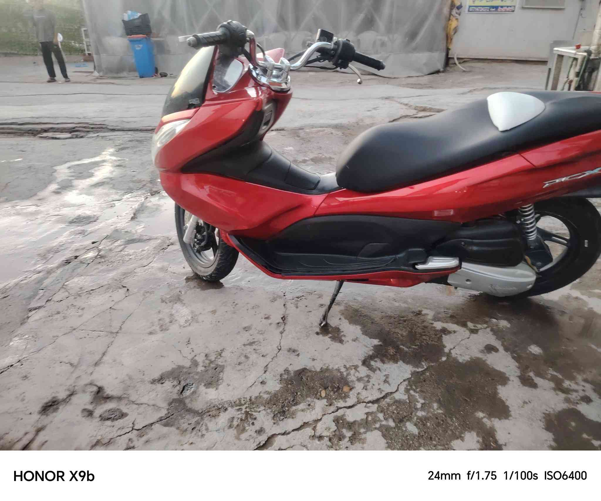 سلام عليكم دراجه بيسي اكس جيل الأول نضافه فول ياباني دراجه نقصه بس ستان تعليك سعر 1400
مكاني بغداد الضباط
***********
