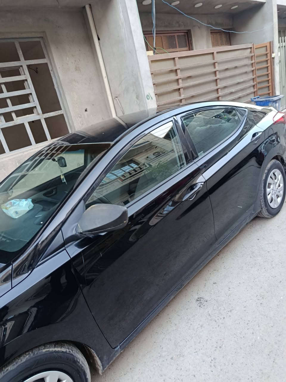 السلام عليكم 
النترا وارد امريكي موديل ٢٠١٦ رقم بغداد ماشيه 56 الف استخدام منزلي السيارة كلش نظيفه كير ومحرك مكفولات بانزين محسن ودهن افضل نوعيه بالنسبة لحادثها جاملغ خلفي معدل ع البارد ومكحل وموجوده صورتها سعرها 118 ورقه 
مكان السيارة بغداد / الدورة 
للاستفسار التواصل على الرقم ***********
