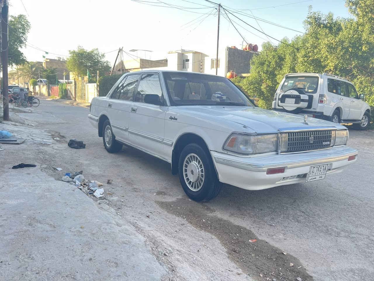 سلام عليكم اسيدان موديل 1988سياره يسره بلاد كير ومكينه ابطه سياره مكفوله من ضربه وتبديل ماعده صبغ مكانت سياره تبريد دفمه شغل تبريد ٢قعتين ثلاجه خلفيه شغله ودخله جديد تخم تاير جديد صدر مامي وخلفي جديد مكينه وكير مكفولته رقم بغداد تحويل مباشره سياره جهزه من كله نقص وين مايعجبك طلع تريد بيه تريك البصره سياره مال جناي وجهزه السعره ٦٠ مكانيّ بغداد بلديات وهذ رقمي ***********
