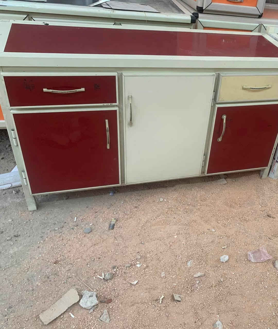 4قطع ارضيات وسنك كفاءات سيديه


**إذا كنت صاحب هذا الإعلان وتريد حذفه لأي سبب، رجاءا أرسل رسالة إلى الدعم الفني**