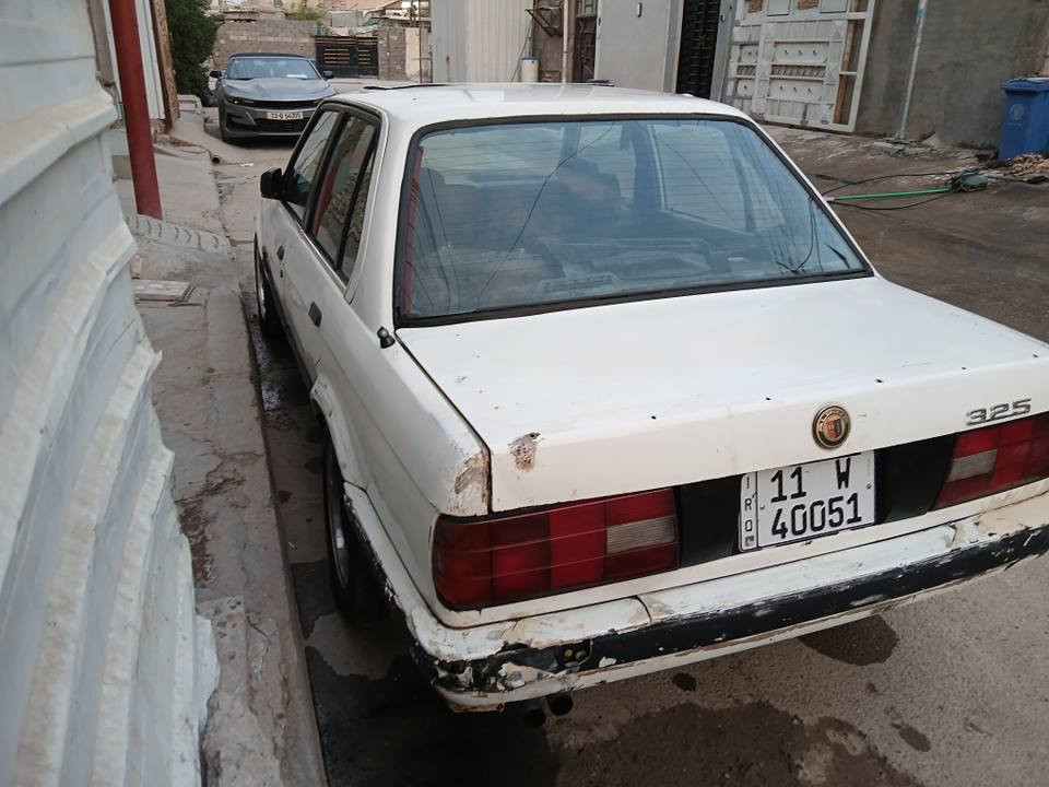 السلام عليكم زعرة  موديل. ٨٩ كير ومحرك اصل. ٢٥ حاوية واكسل  رقم بغداد مميز.  شراي. يتصل ويدلل. سعر. ٢٦.    *********** بغداد, العراق
