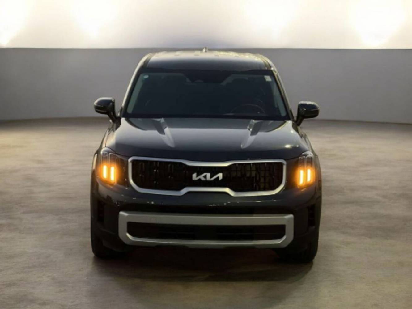 كيا تيلوريد موديل 23 ماشيه 20  سياره جديده معنى كلمه  دخول جديد تسجيل جميع محافظات 7 راكب  العنوان البصره الزبير