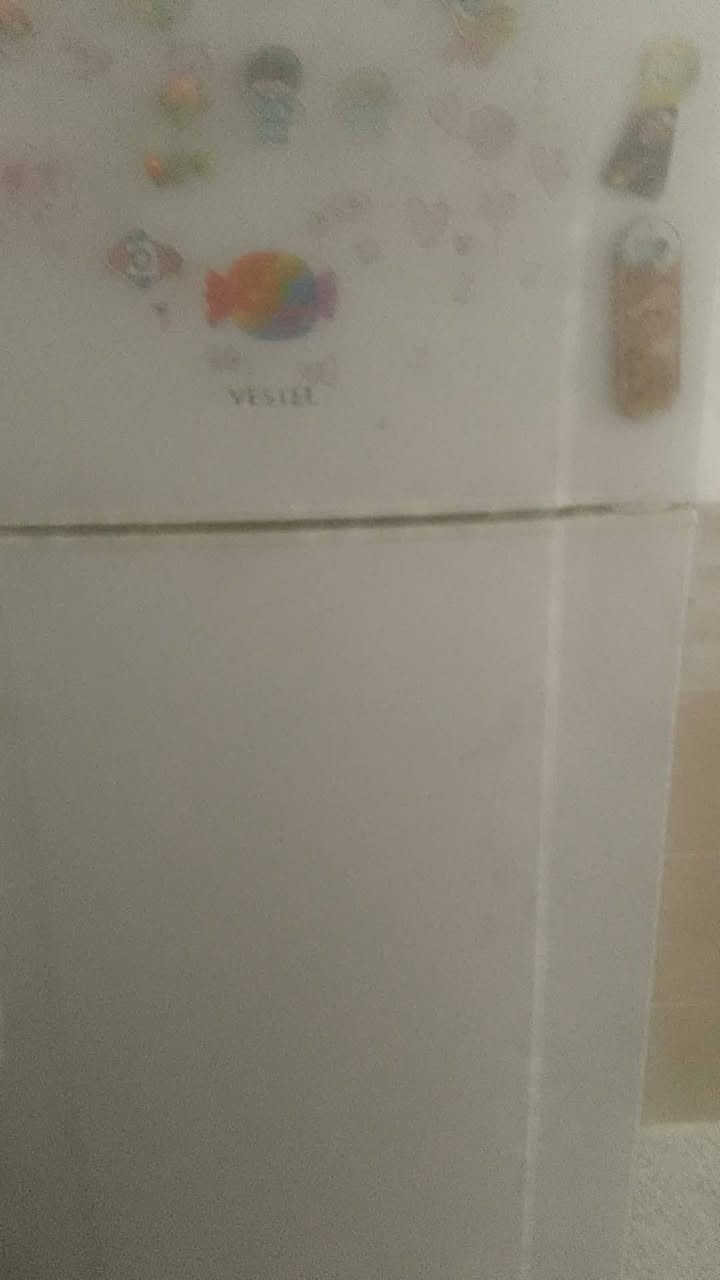 ثلاجه نظيفه وشغاله حجم كبير ب 170وبراد ماء شغال اي عيب مابيهن الغراض وبعدهن جدد البراد ب 125مكان بغداد قرب جزيره بغداد شرررراي خااااص


**إذا كنت صاحب هذا الإعلان وتريد حذفه لأي سبب، رجاءا أرسل رسالة إلى الدعم الفني**