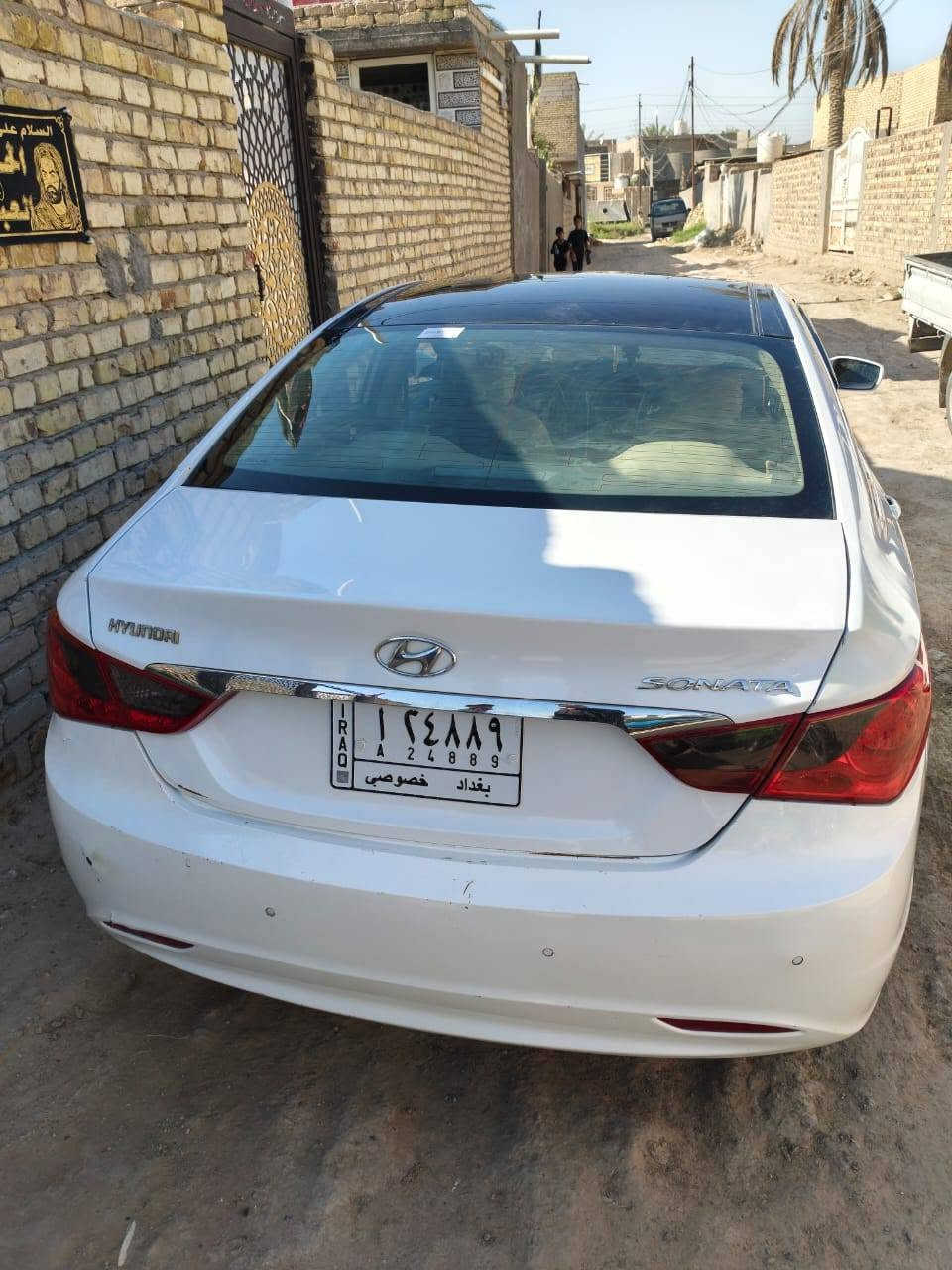 سوناتا 2011 مواصفات الشركة العامة بيه جاملغ امامي  بيه سونارموجود
سوناتا 2011خليجي مواصفات الشركة العامة بيه جاملغ امامي  بيه سونارموجود

مواصفاتها معروفة مكينة 2400 دوش 
كرسي كهرباء قطعتين تبريد تحكمات فول 
حساس خلفي 
السيارة كلش جديدة   
رقم الهاتف *********** بي وتساب سعره 116مكان بابل القاسم
