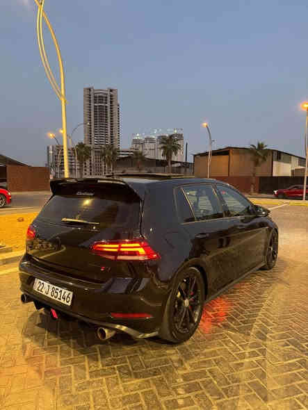 Golf GTI 2021
ڤۆلکسواگن گۆلف 
رەنگی رەش  
مەکينە ۲.٠ تۆربۆ 

 مواصفات 
بەسمە - گوشین جلد - گوشین هیتەر - پانۆرامە - لایت لید - شاشە گەورە - ٣ گێر  

کامل جوانکاريە دينار مەسروفی نيە 

٤ تایە و ويلی نوێی لەسەرە 

٢ پارچە صبغە
بۆنت و سقف  

ئيرباگ بەس شان تەقيە 

گێر و مەکينە و کارەبايات و تەبريد بە شەرت 

سەيارەيەکە نمونە لە  جوانی بێ  کێشەيە هيچ مەسروفێکی تێدانيە 
رەقەم هەولێر رەقەم و سەنەوی نوێ 

سعری  153$ مەجالی تێدايە 

***********
کۆرەک،ڤايبەر،واتس ئاپ شقلاوة

