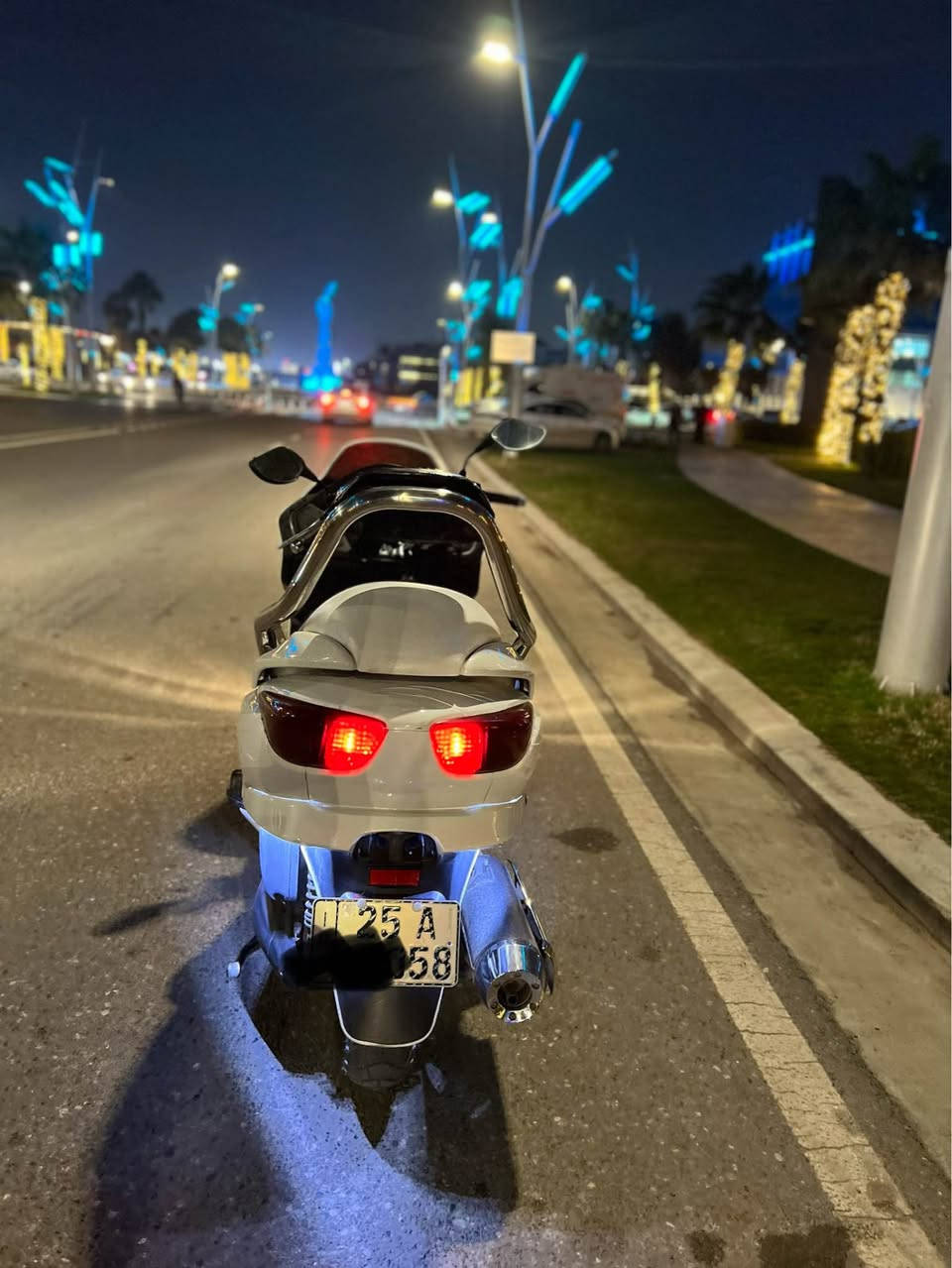 مانتورى فورزه 08
ره قم وسه نوى كامل به ناوى خومه رقم كركوك
سنوى 2029 هزى نوى
بى غرامه به شه رت
مه كينه كه بس كيرى به شه رته كهر بائياتى به شه رته 
هه موو قه لبى به شه رته 
سعرى 25 ورقه ومه جال
شوينى هه وليره 
- 
دراجه فورزه 08
مكفوله كفاله عامه 6 كير 3 تحويلات كله بشرط
كهربايات بشرط
دبلات جداد 
كفرات نضيفه
رقم وسنويه بااسمي 
تريد تحويل وكاله اني حاضر بااي وقت سنويه 2029 تخلص
هزه جديده 
ماعليها غرامه فلس 
سعر الدراجه 25 وبي مجال
رقم كركوك
مكان الدراجه اربيل أربيل, العراق


**إذا كنت صاحب هذا الإعلان وتريد حذفه لأي سبب، رجاءا أرسل رسالة إلى الدعم الفني**