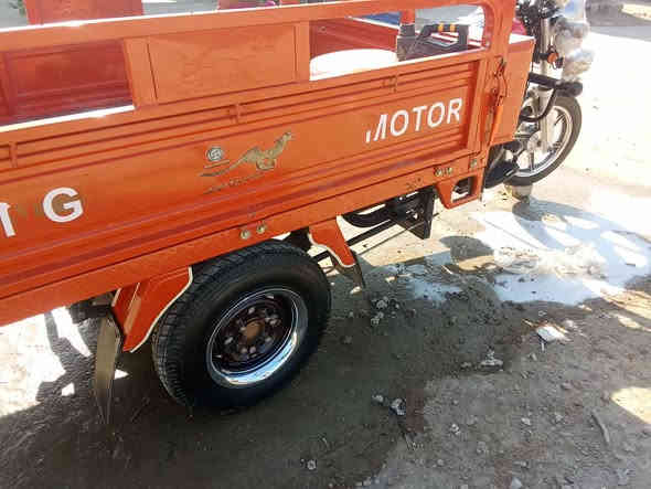 ستوتة صقرموديل 2023 كمرك شريكة البلال سعر مليونين 500 بغداد المعامل ***********
