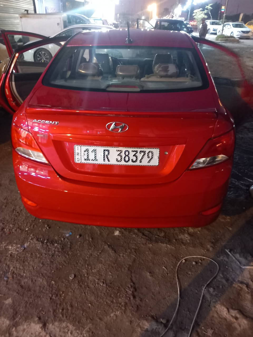 سلام عليكم اخوان اكسنت وارد أمريكي 
موديل 2015 محرك 1600  
سعر 93 عنوان بغداد الزعفرانية 
رقم الهاتف ***********
حادث موضح بل سونار
محرك كير على وضع الشركة 
تخم داير جديد
