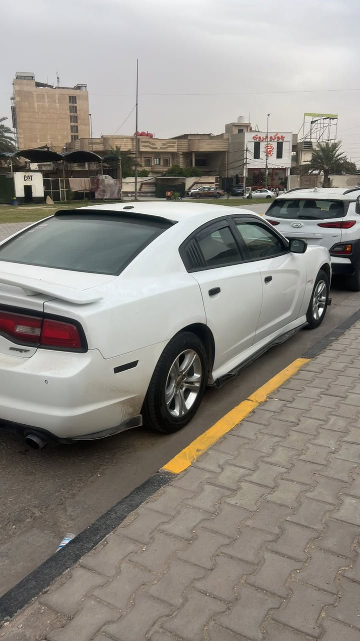 جارجر 2011 امريكي ماشيه 210mi حادث جاملغ امامي بي صبغ بدون دواخل وصبغ بالجنطه جوه مسطرة البكلايت موضح بالسونار كير ومكينه جدد تبريد شغال ويل 18sxt تخم تاير جديد باتري جديد  شاشه جبيره تدفئه كشنات رقم بغداد انكليزي مداور ثاني يوم مكانها كربلاء الحسينيه
*********** السعر 145 وبيها مجال
