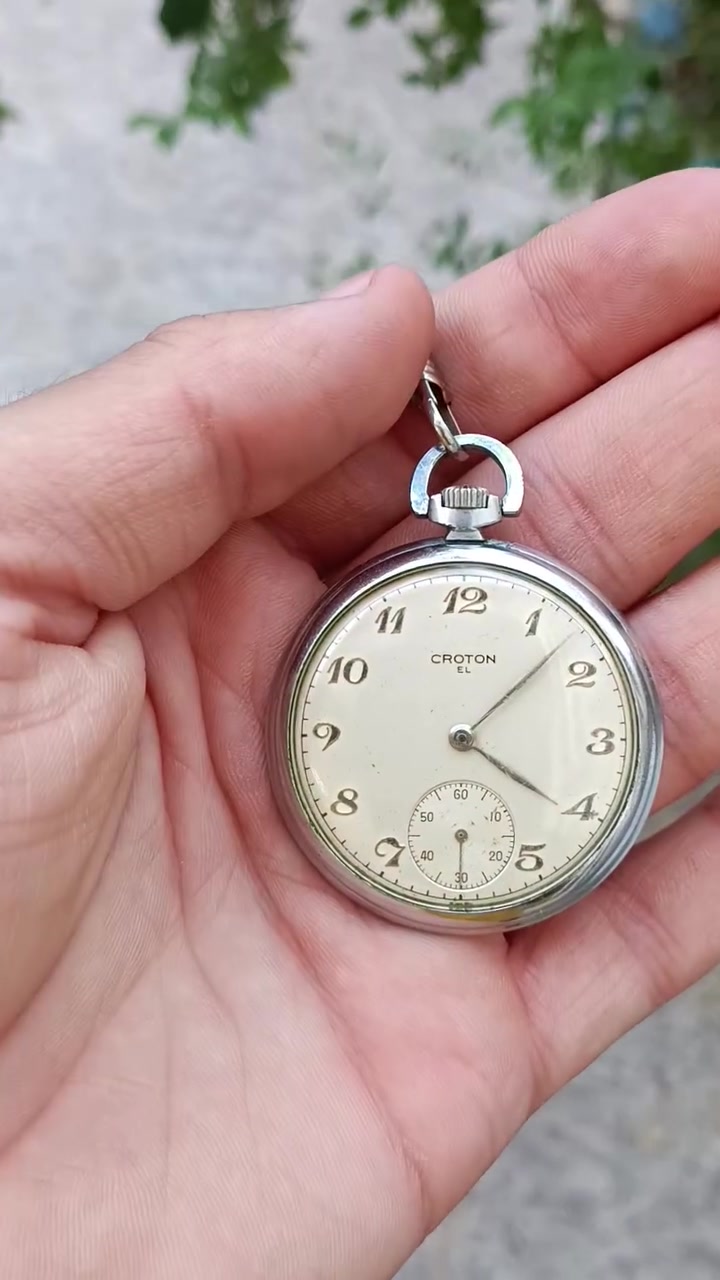 ساعات جيبيه نوادر انتاج الأربعينات
***********
