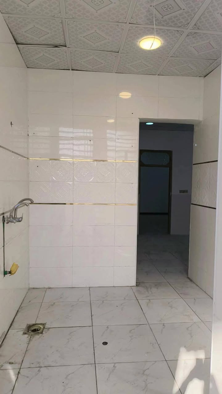 يالله 50متر البيع بناء طابوق صب كونكريت سيراميك سقوف كامله خدمات كامله مقدمه 10مليون شهر 500سعر الكلي 23مليون وتصال وتساب
 ***********
