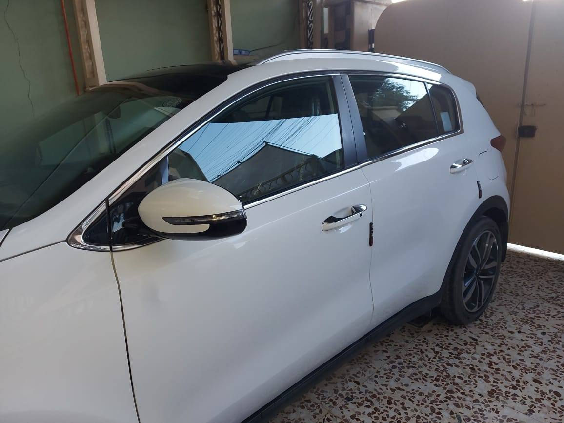 سبورتج 2020
فول موصفات 1/2
سياره نضيفه بدون ضرر
رقم اربيل شرط التحويل
سياره وضع شركه
مكانها الموصل
السعر 220 بيها مجال 
للتواصل ***********
