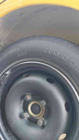 السلام عليكم بيجو بارص مديل ٢٠١٥ رقم بغداد سنوية ساقطة ٢٠٢١ مكينة كير وتبريد كهربائيات كلها شغالة منضومة زنون تخم تاير جديد بيها بارد بالجاملغ جهة السايق شواصي بلادية ومجفولات لا صبخ ولا تعمير   الحدادية تعبانة والغرفة تحتاج دوشمة السيارة محولبة بس مو كلش ممرودة راعيها بغداد ويريد مداور السعر ٣٦ بيها مجال مكاني ديوانية ***********
