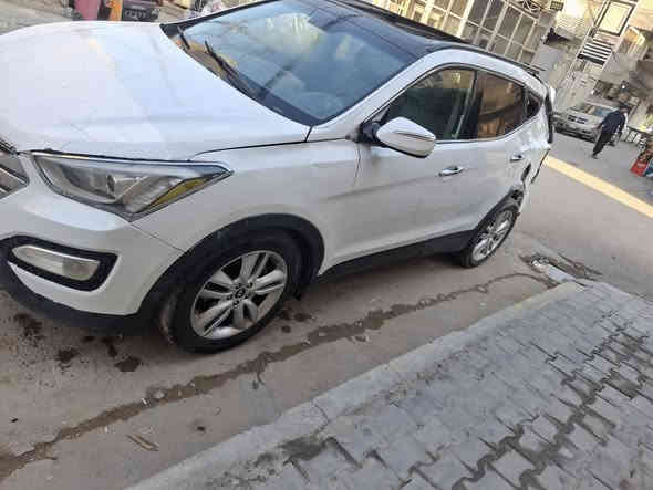 السلام عليك ورحمه الله وبركاتو
سنتافيه مديل 2015 امريكي 
رقم قادسيه تحويل مباشر 
سياره فول واحد على واحد ملكي 
كشنات جلد  تدفه تبريد 
شاارت ترحيب  جنطه كهربائيه
شاشه كامره خلفيه
بنرامه كشنات جلد 
شاير مري 
سابقن مكفوله 
شغاله تمشي تبريد شغال 
حداديه جديده 
مكينه 2400جيتي ايه
ابيعهه على ضربتهه 
مكان سياره بغداد 
الضباط شراي يتصل مكالف بل نشر 
***********
