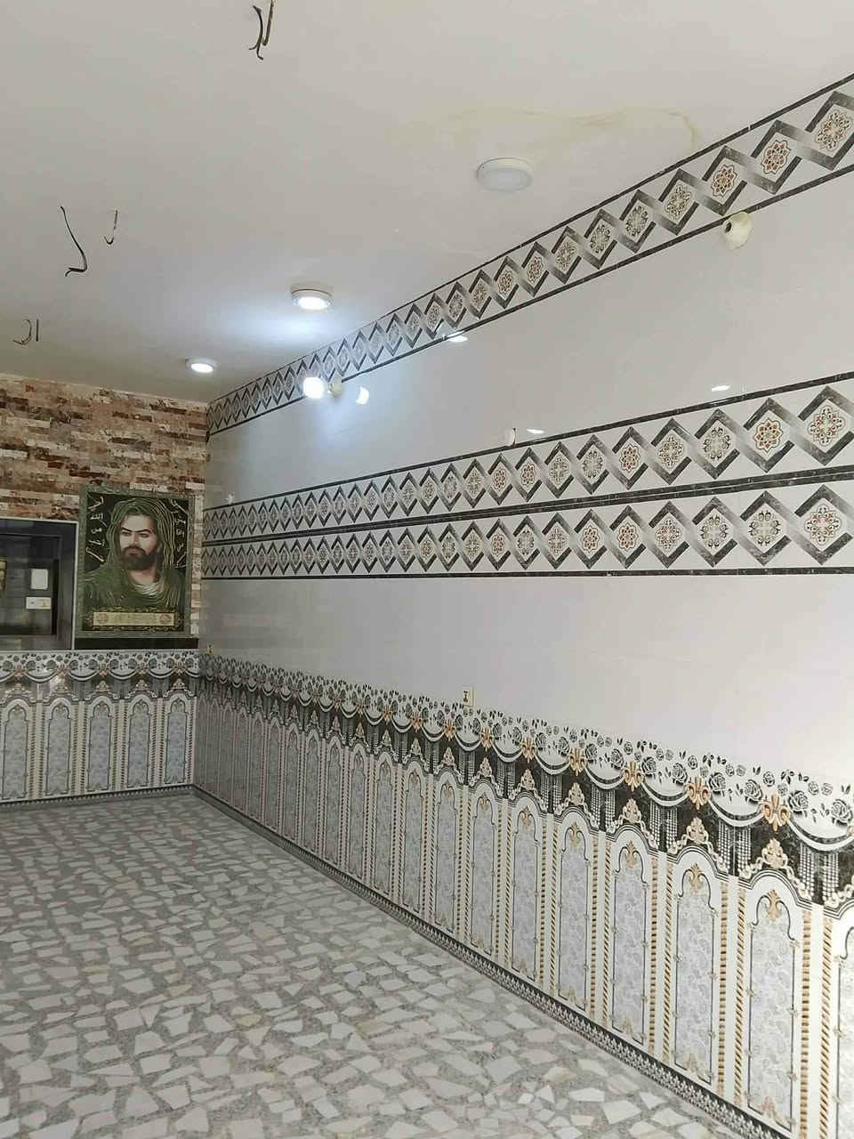 السلام عليكم دار للبيع كربلاء حي الساهرين المساحه 125
يحتوي على صحيات خارجيه وداخليه واستقبال كبير وغرفه وصاله ومطبخ ومنور جانبي بيت جدا نضيف السعر الكلي 155 وبي مجاي  تنطي 85 والباقي قسط شهري 395الف للدوله مطلوب للدوله 70مليون للاستفسار ***********
