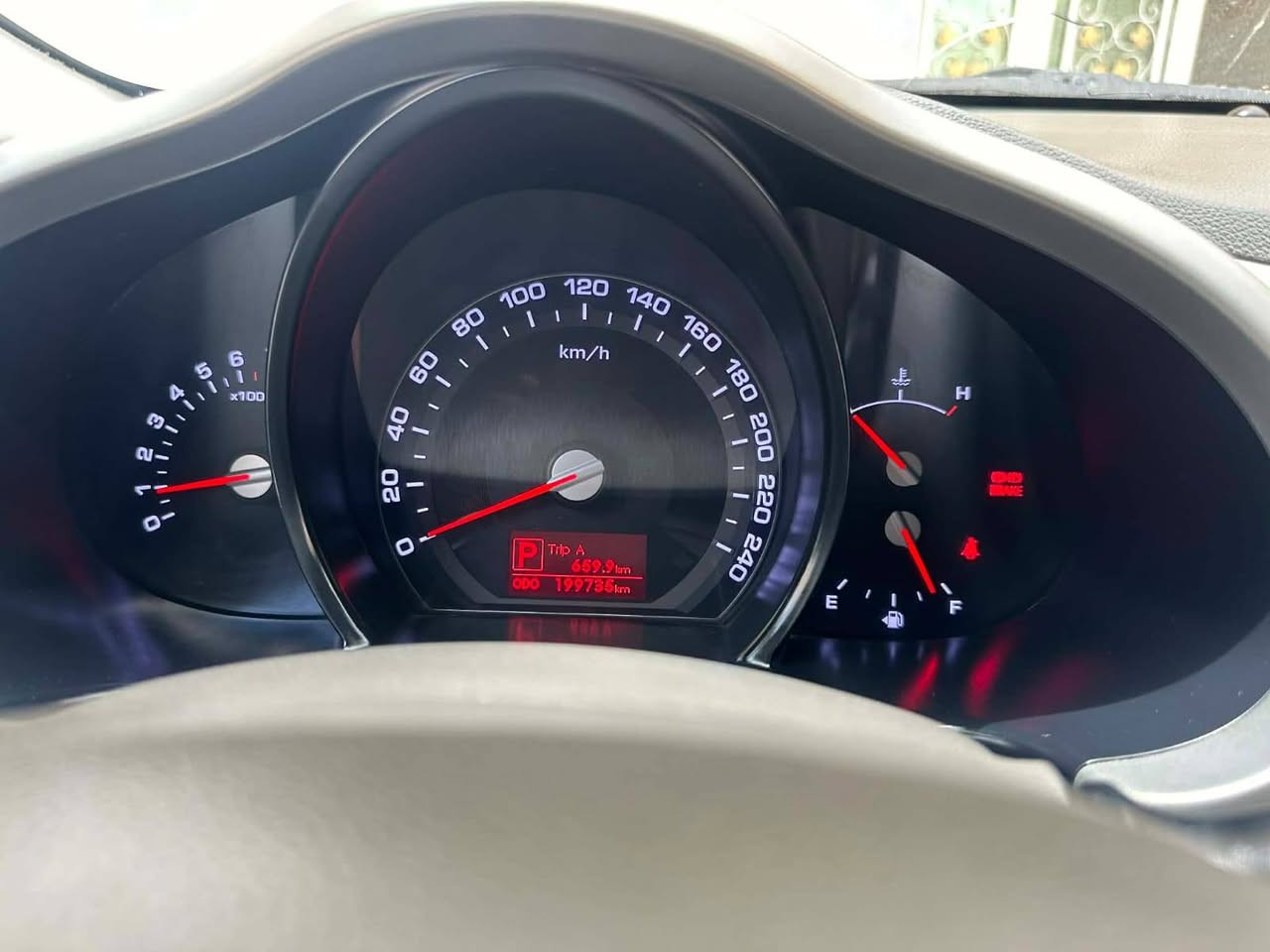 سبورتج 2011فول مواصفات
كفالة عامه
رقم بغداد باسمي
رقم الهاتف 
***********السياره اكلين
السعر 150وبيها مجال
