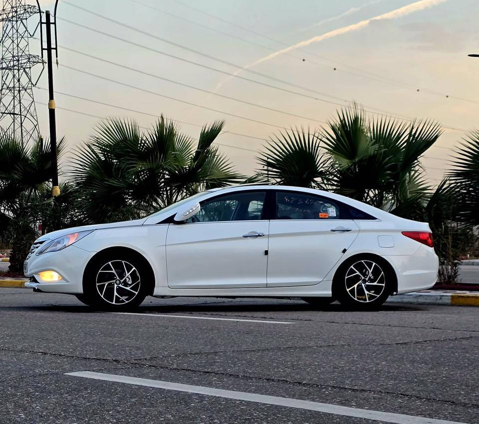 ادوات ادوات ادوات
سوناتا 2014 وارد كوري غاز بلاد 
دخول جديد كصه جنطه
فول موصفات 1/1
بنراما 
بصمه 
كشنات جلد
كشنات كهربائي
دخول بصمه 
ترحيب 
ويل رياضي
جاهزه للاخير ارقام وسنويه طبق الاصل 
مكان البصره 
السعر ٥٨ 
***********
