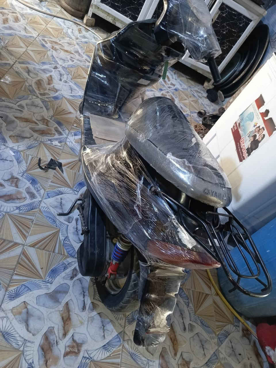 السلام عليكم دراجه يوماها للبيع نضيفه وكله شغاله وجاهزة ومابيه اي نقص من الايت للبكلايت ومكينه ناعمه ومابيه اي صوت وبيه شلعه شرط البطناش   والسعر 450 عنواني ميسان حي الزهراء وهذا رقمي والموشراي لا يتصل رجاء//***********
