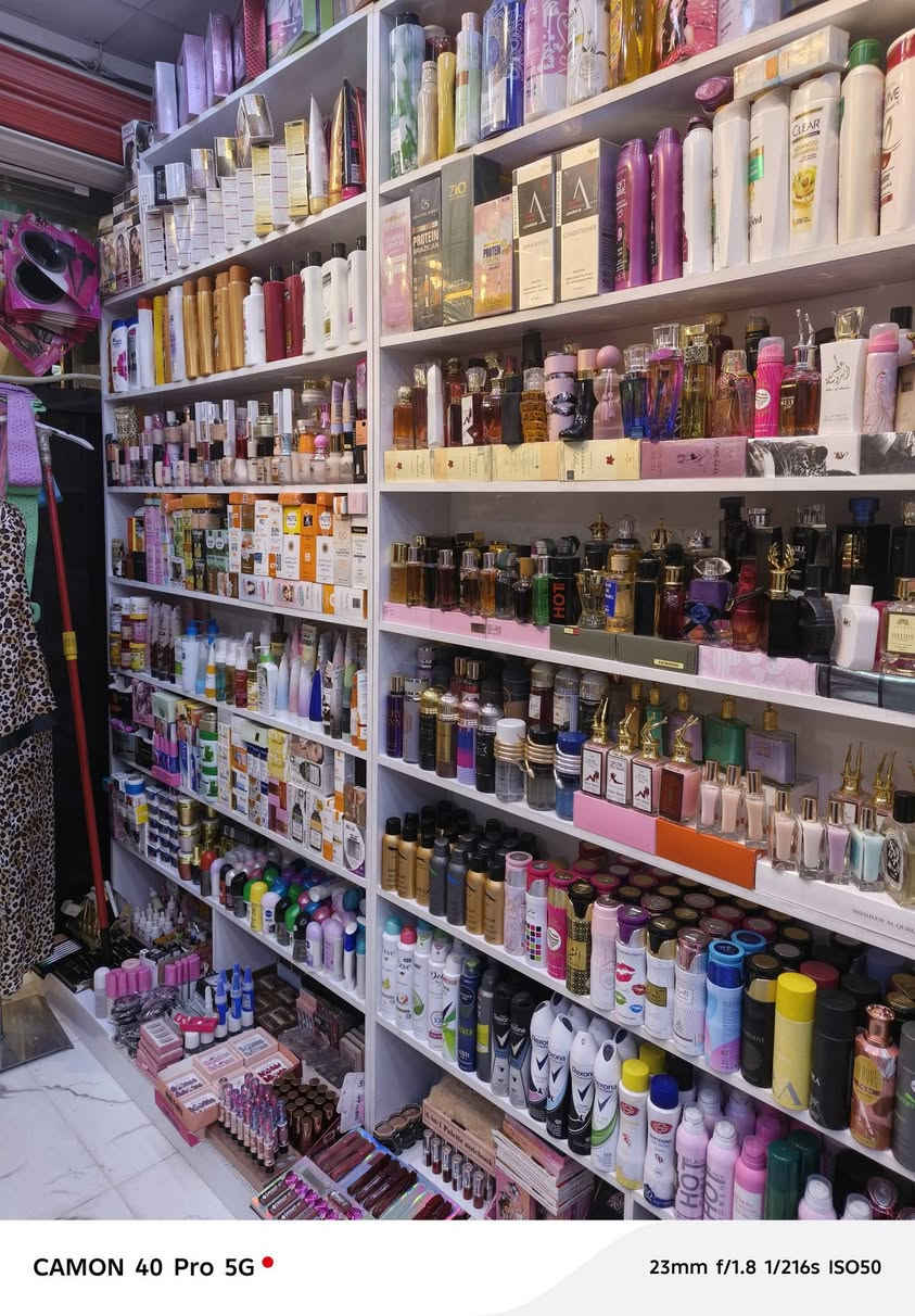 السلام عليكم رفوف كوز متك للبيع الاستفسار اتصل على الرقم ***********
