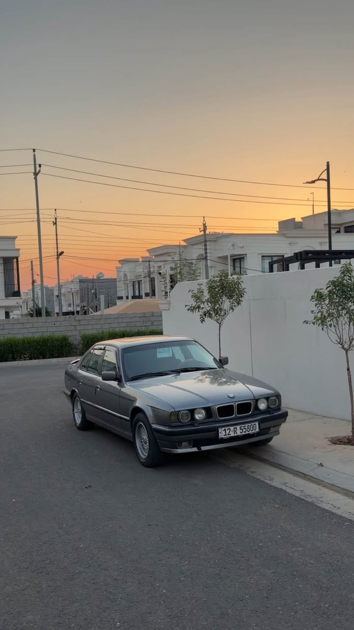 من بعد السلام
للبيع او مراوس 
525i  بلادي اصل✈️
محرك كبس مامفتوح شرط الكير والمحرك 
رقم نينوى دولي سنوية تنفذ 2029
تبريد ❄️
تايرات وبطارية جديده
لايت زينون
طخم جديد
ويل خليه اصلي جديد
السياره بلاديه لابرغي خشاب ولاتلزيك
مصبوغه حزام  للجماليه 
بدون حادث
انظمة القيادة سبورت وايكو
جام وسلايد ينسد مع قفل السنتر
اكسلها تمشي 200 الرون تلاثه ونص
السعر 62 وبيها طگة مجال
***********
