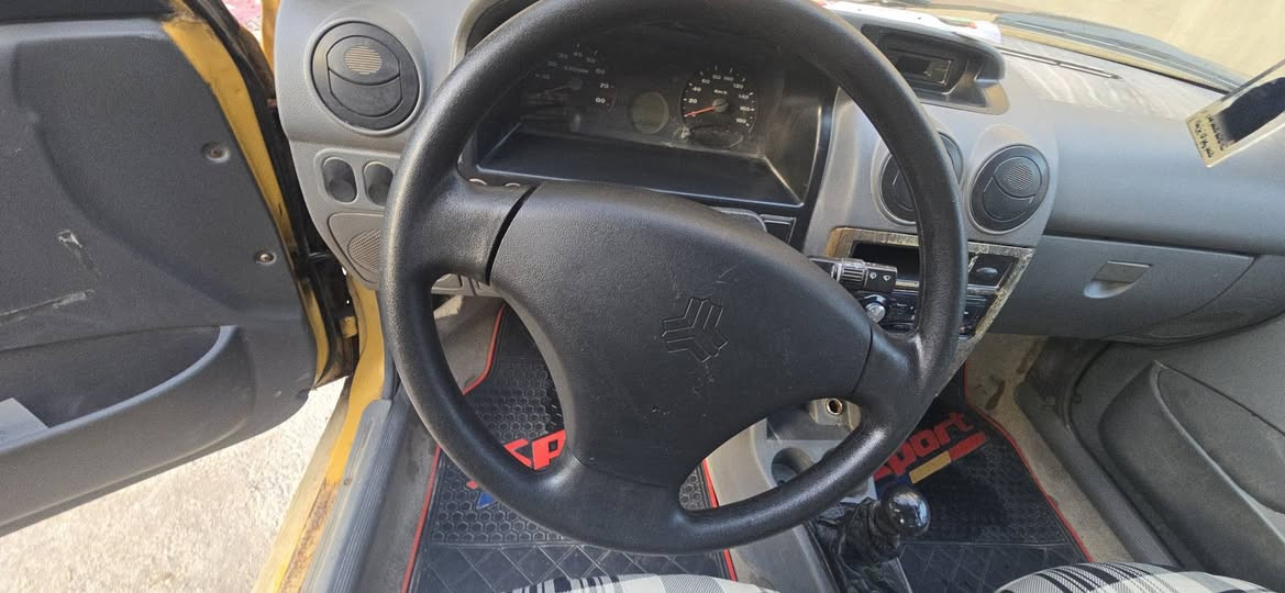 السلام عليكم سايبا موديل ١٤ مكفوله بيه بس جاملغ الامامي جهه الصدر مبدل اثر خياس الباقي مكفوله مابيه نقص سياره مال جناي مصفره هيئه وغرامات مكينه كير كفاله السعر ٣٣ وبيه مجال كلش بسيط سياره جديده مكلف بالنشر اتصل ع صاحبها ***********
