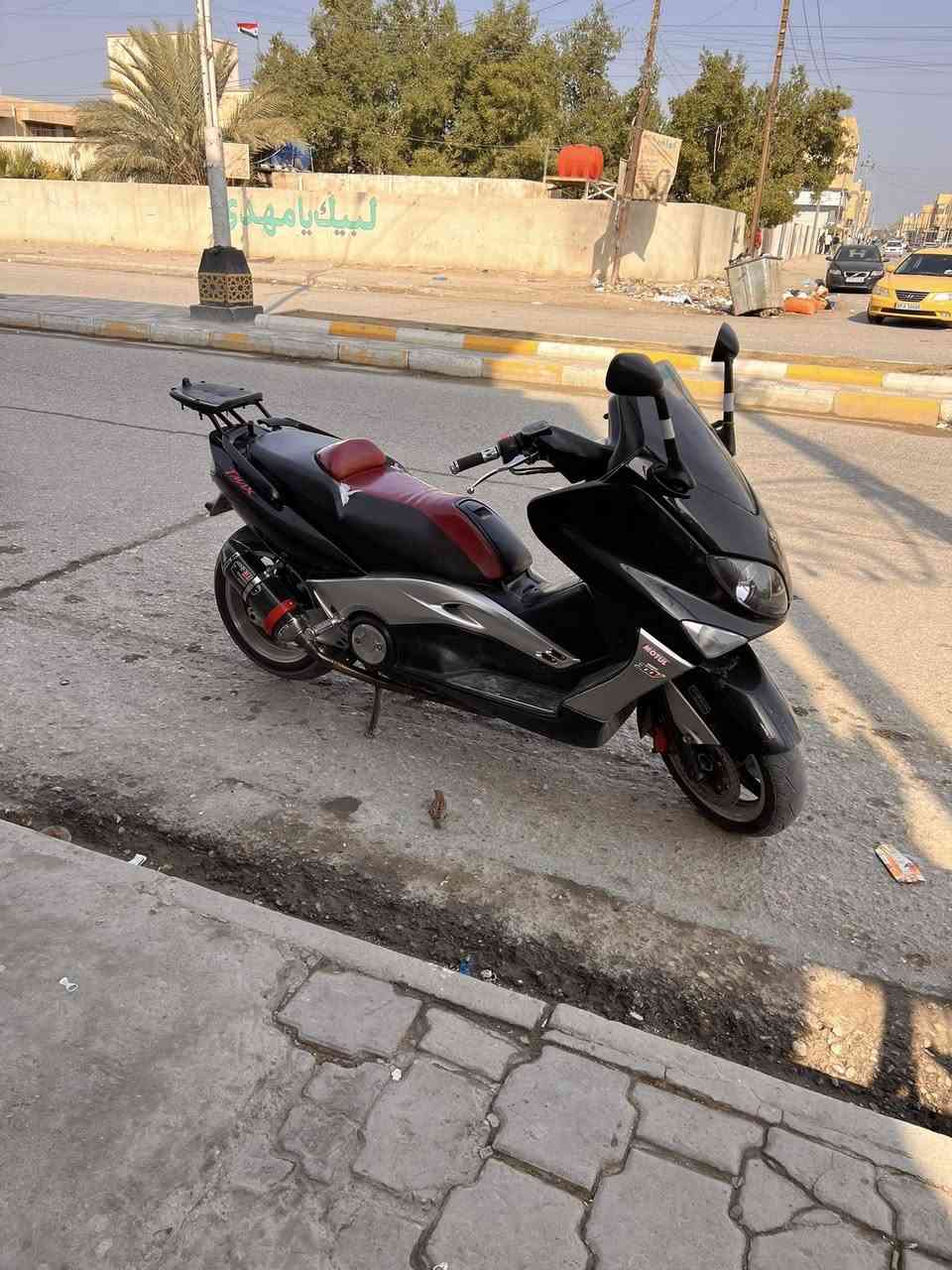 السلام عليكم تي ماكس للبيع مديل2008 مكفوله بيه صالنصه رياضي وكلج مالوسي رايدها ب27 وبيه مجال 
مكاني ناصريه مركز
***********
