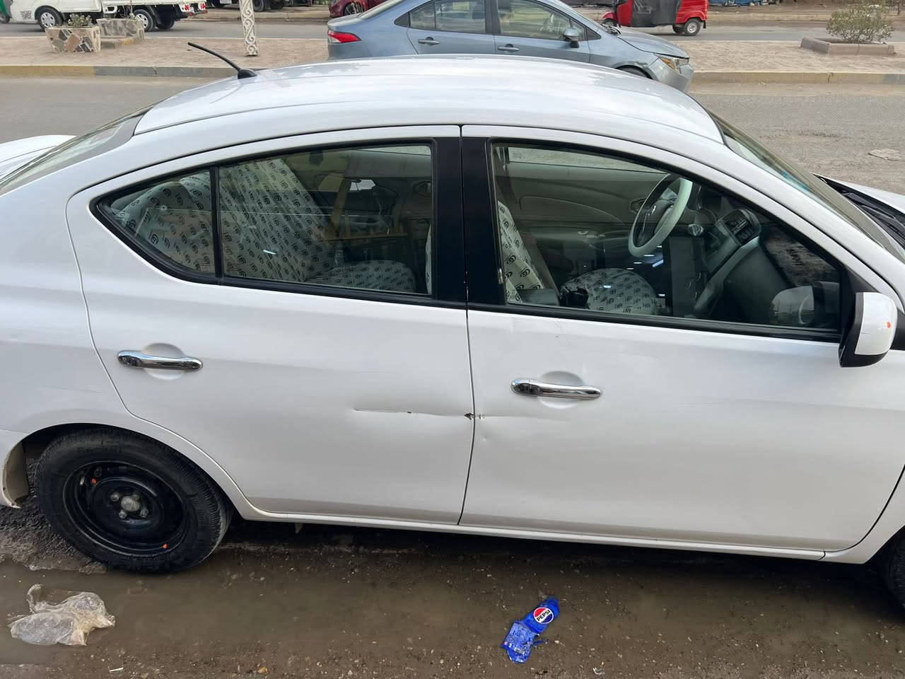 السلام عليكم صني هندي موديل 2020 تخم تاير جديد رقم بغداد دعامية الأمامية بس صبغ و طغات بل بيبان موجود بل صور سعر 105 
مكاني بغداد 
*********** 
فقط وتساب
