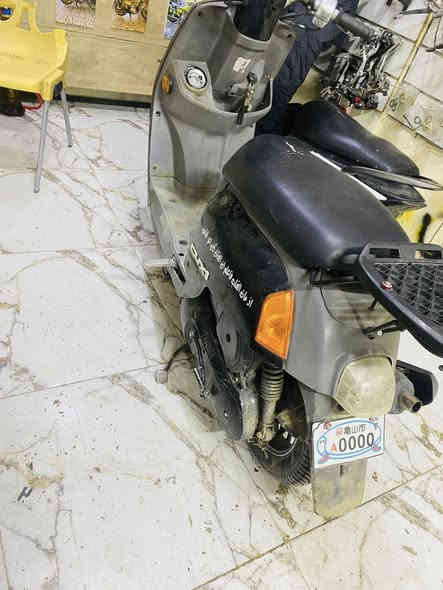 بوليسي للبيع دراجه نضيفه خير من الله اي نقص مابيها سعر ٥٠٠ وباقي تفاصيل اتصل عل رقم ***********
