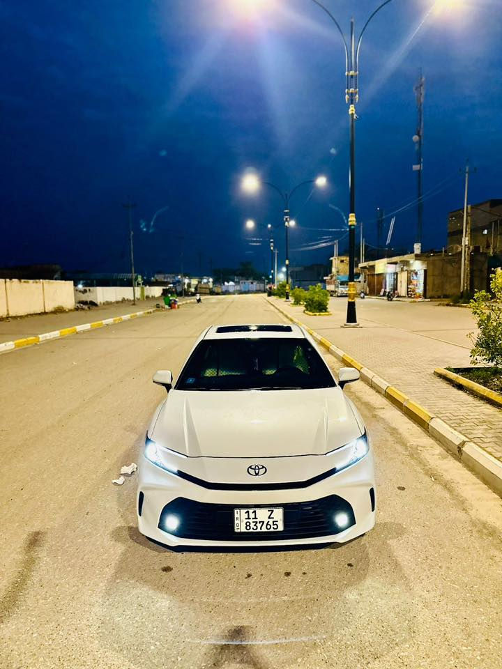 سيارة كامري هايبرد خليجي وكالة عبد اللطيف جميل 🇸🇦
موديل 2025 
ماشية 6000km
مواصفات E-plus موصفات معروفة فتحة سقف بصمة تشغيل شاشة تتدعم ال Apple CarPlay اشاير ترحيب بل مري مري طي اوتو وباقي الموصفات المعروفة 
سيارة اخت الزيو مكفولة كفاله عامة 
رقمهة بغداد انكليزي
سنوية جديدة 
السيارة بأسمي مداور ثاني يوم 
مكان السيارة السماوة قضاء الرميثة 
للتواصل ***********
