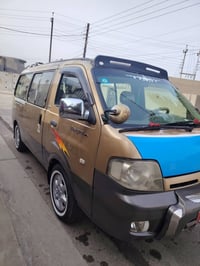 للبيع  منغولي موديل 2004 رقم انكليزي تحويل ثاني يوم السياره جاهزه مكين...